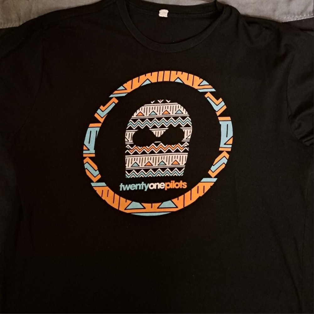 Twenty One Pilots Aztec Mask Graphic T-shirt